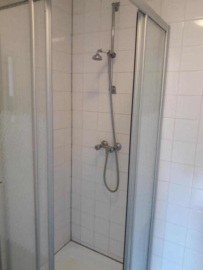 Huisje Earrebarre Tzummarum Exteriér fotografie