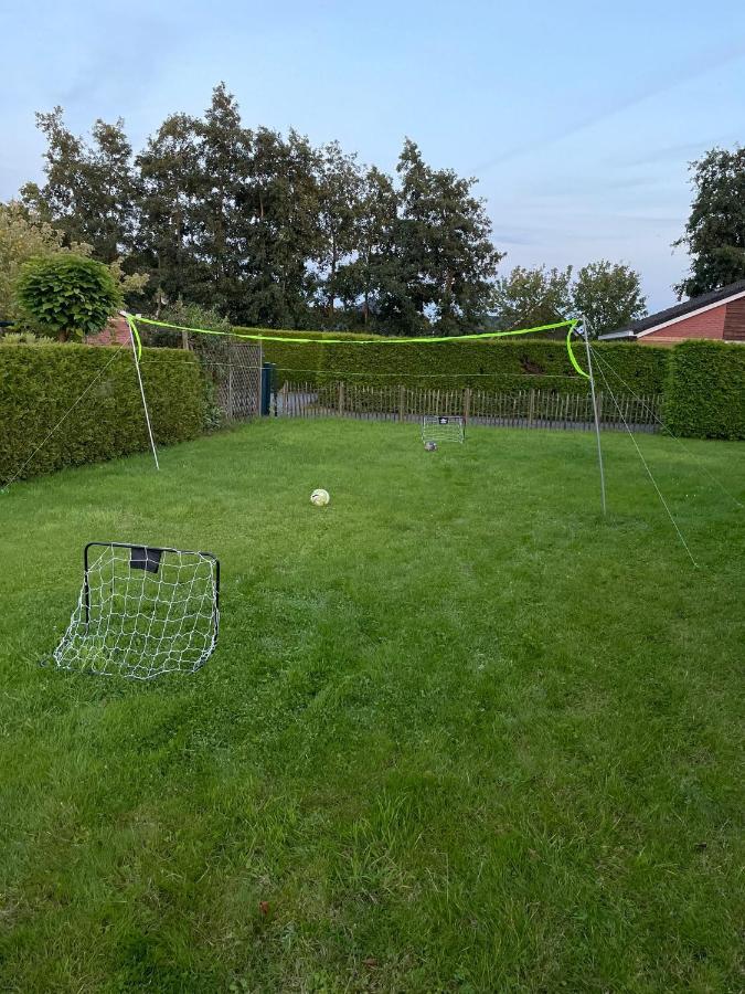 Huisje Earrebarre Tzummarum Exteriér fotografie